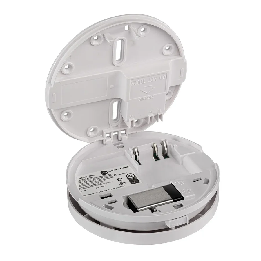 Red 240v Smoke Alarm with 9v Battery Back-up